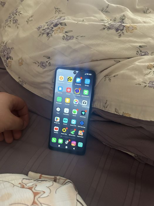 Sotladi srochni ekran almashkan redmi note 12 pro