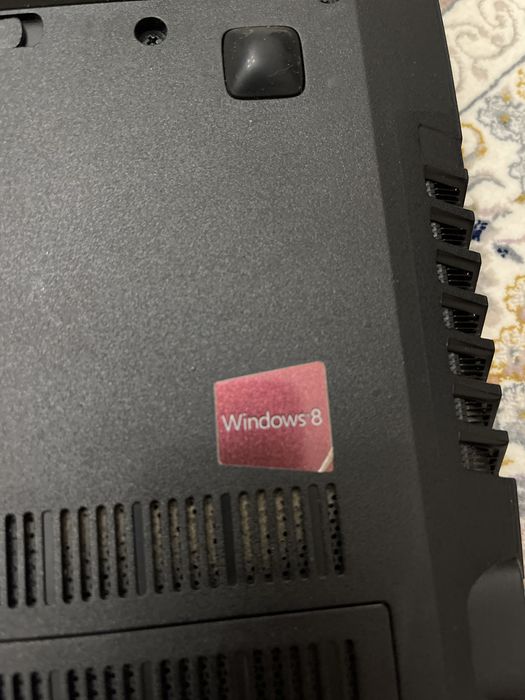Продам б/у ноутбук lenovo