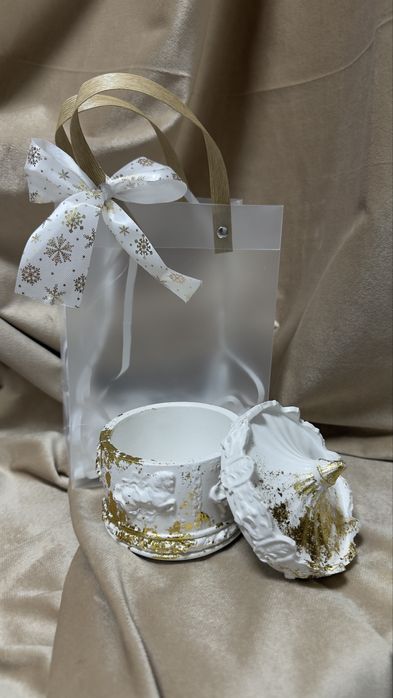 Новогодний подарок (гипсовая шкатулка)