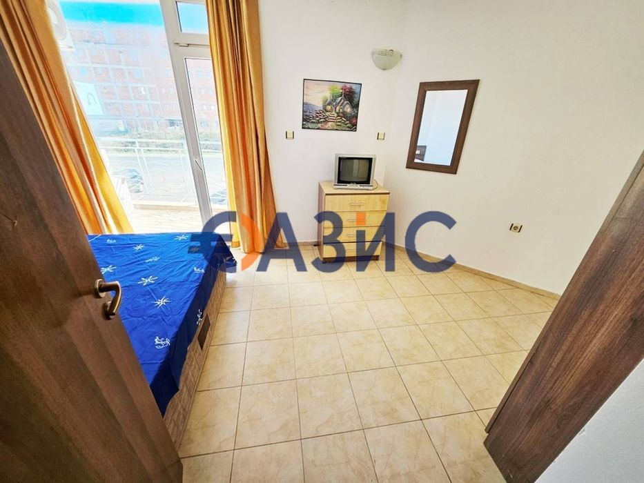 Продава се Тристаен апартамент в к.к. Слънчев бряг - 82 кв.м за 726 €/кв.м - Снимка #9