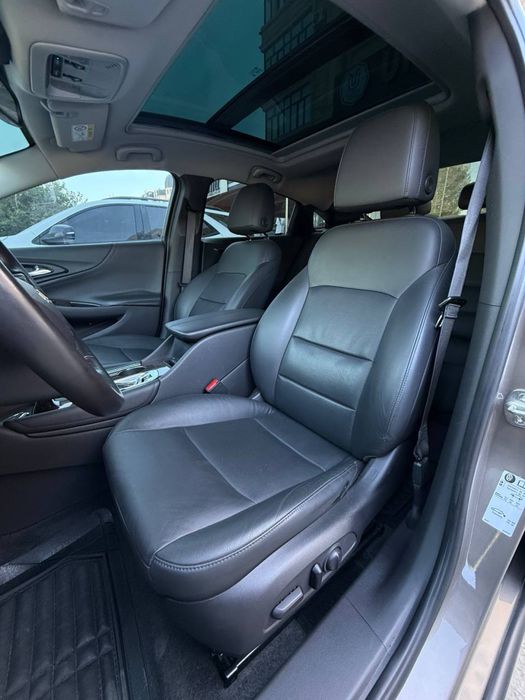 Malibu premier ideal holatda