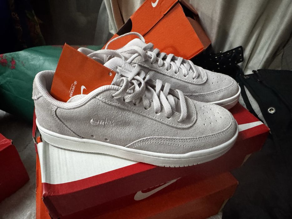 Женские крассовки Nike . Корея
