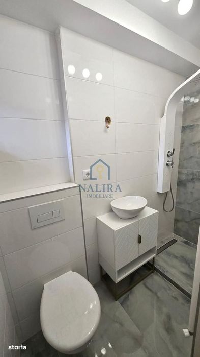 Apartament Ultracentral de vanzare - 2 camere - Etaj 2