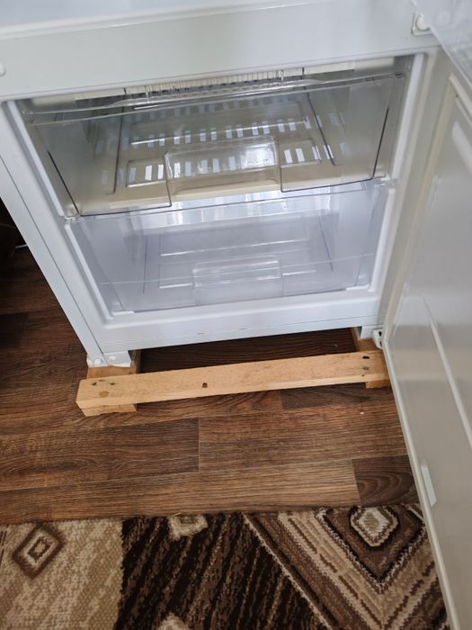 Продаю холодильник "Бирюса"