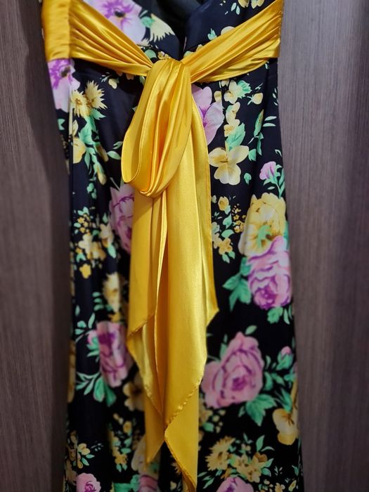 Rochie eleganta cu flori