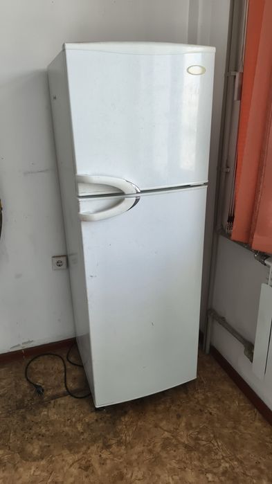 Холодильник Daewoo сатылады