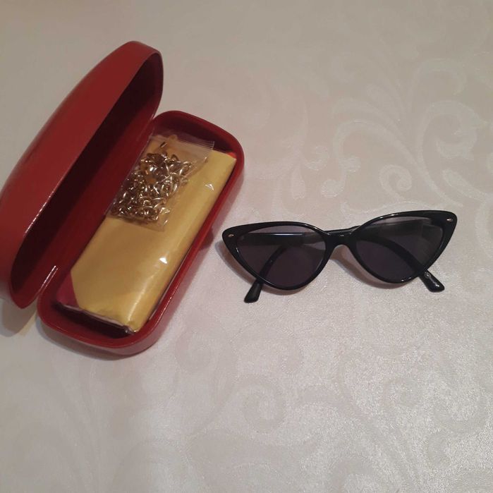 Солнцезащитные очки