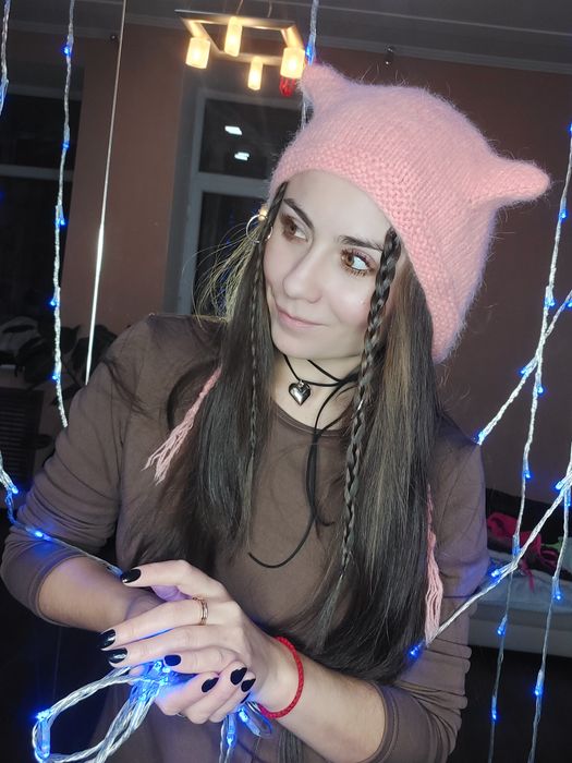 Чепчик с ушками в авторском исполнении.