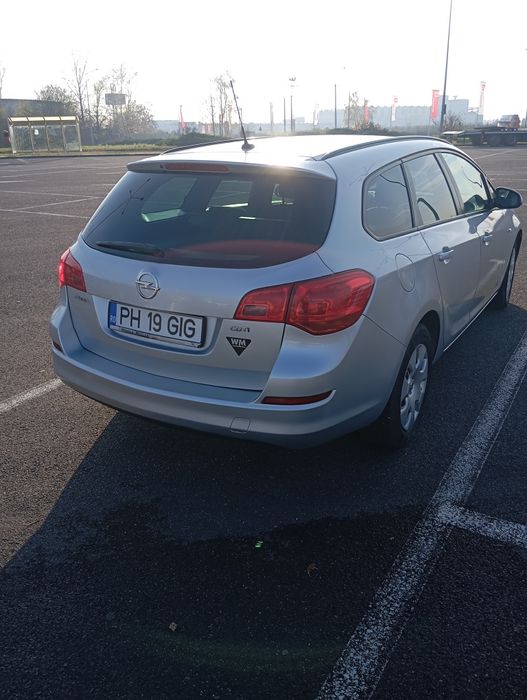 Opel Astra J Sport Tourer 1.7cdti