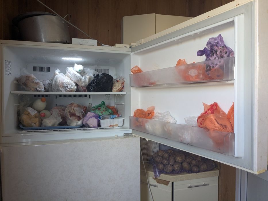 Продам холодильник