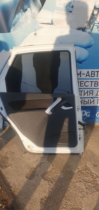 Продам дверь лада гранта