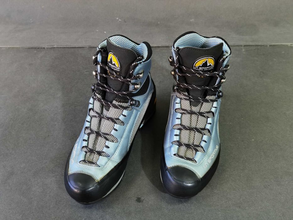 Bocanci piele 40 41 ghete munte  LaSportiva  Goretex  Vibram ca Noi