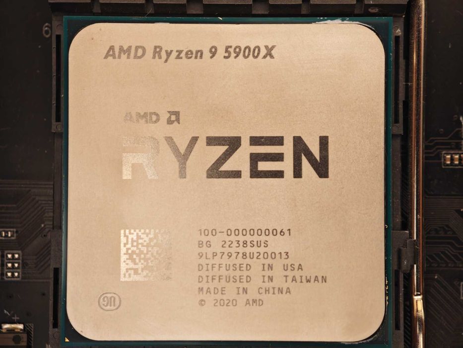 Gigabyte Aorus Master x570 + AMD Ryzen 5900X + RAM 32GB DDR4 G.SKILL