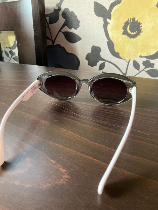 Слънчеви очила.                    .