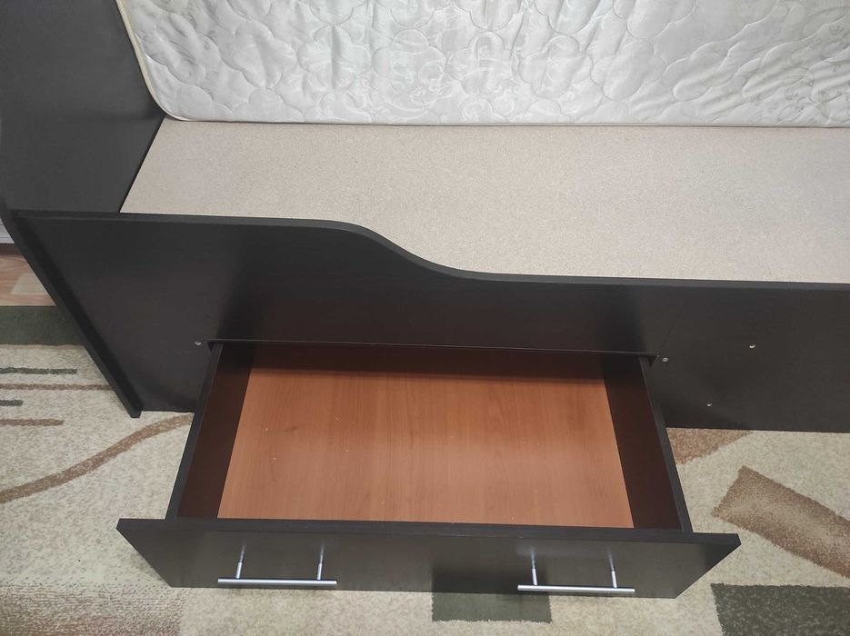 Кровать из ЛДСП 1,8*0,75