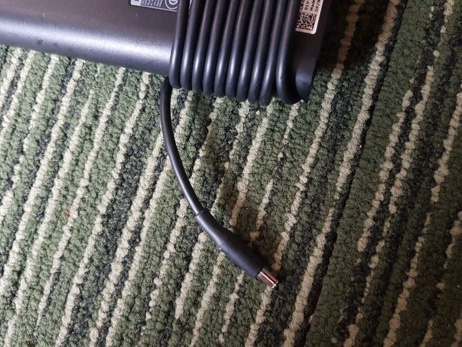 Incarcatoare, alimentatoare laptop dell