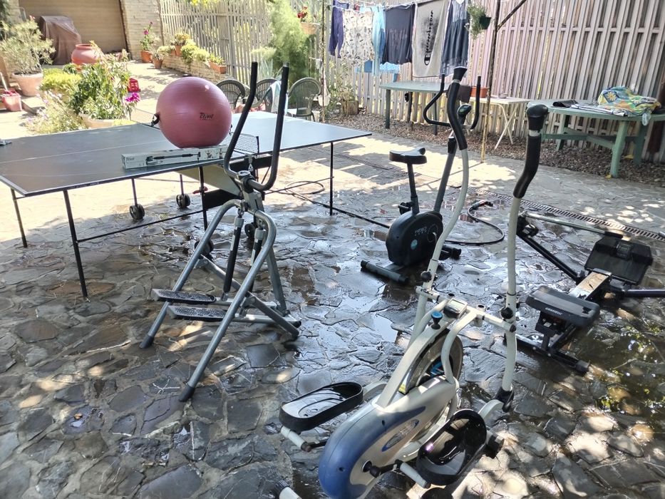 Aparatura fitness+masă ping pong