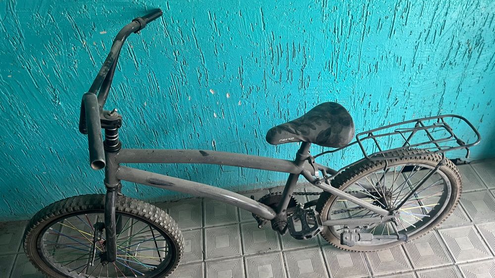 велоспед. черный