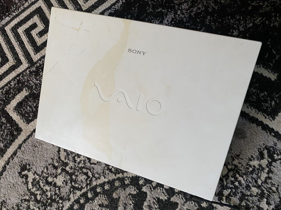 Laptop sony vaio 15,4inch ieftin