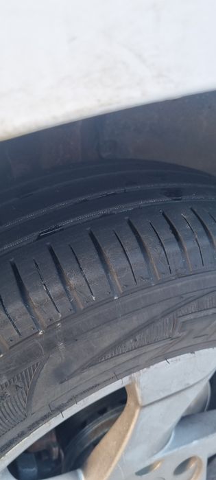 Vând Jante aliaj originale Dacia Duster anvelope 2025-2023