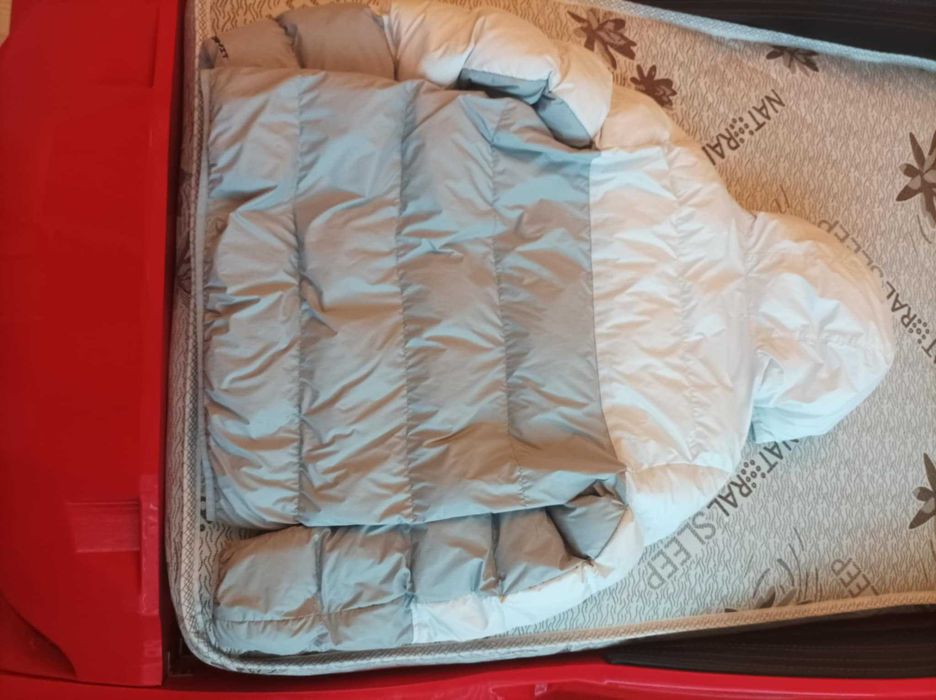 Зимно бяло яке на nike