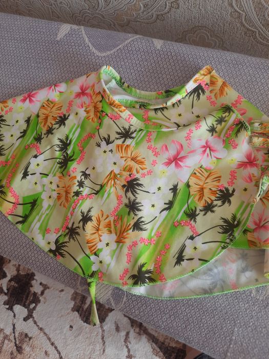 Продам детские купальники