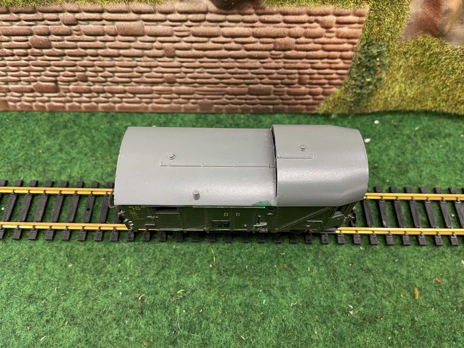 Вагон пътнически поща 2-осен Пико HO 1:87 влак ЖП модел