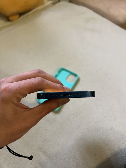 iPhone 12 ,Albastru , 64gb , liber de retea , citeste descrierea