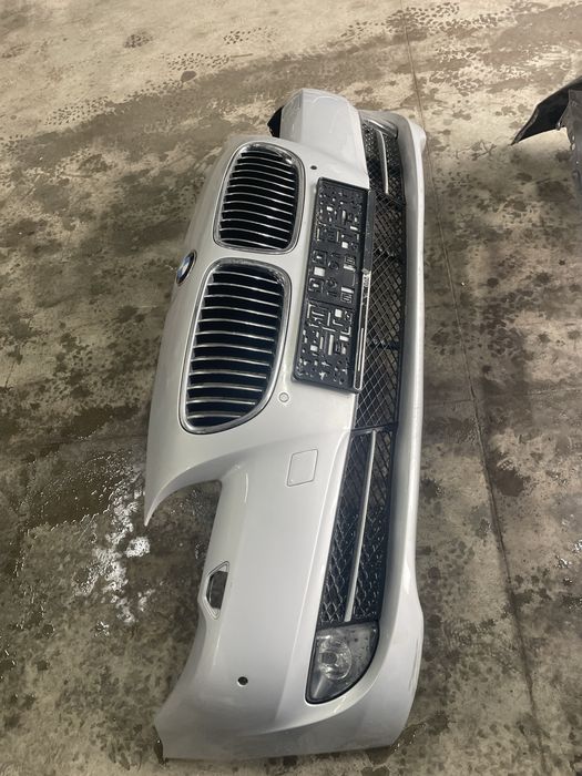 Предни брони за бмв ф10/BMW F10