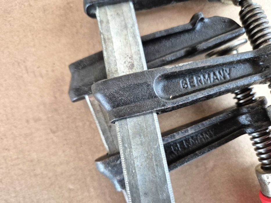 Стари стяги  - W. Germany