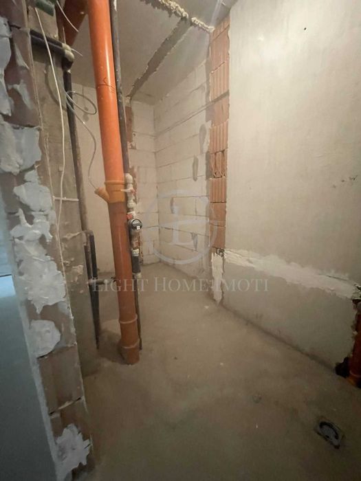 Продава се Тристаен апартамент в Пловдив, Христо Смирненски - 141 кв.м за 1015 €/кв.м - Снимка #12