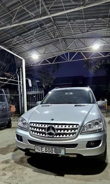 Mercedes Benz ML320 4 matic