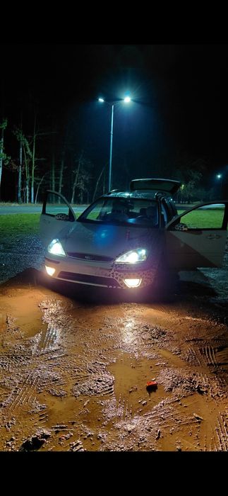 Vând ford focus mk1