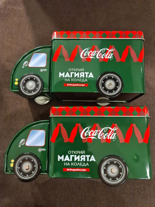 Coca Cola метални камиони 2 броя