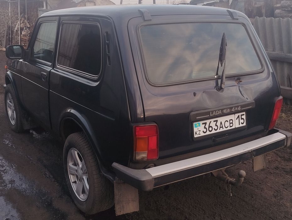 Автомобиль Нива.
