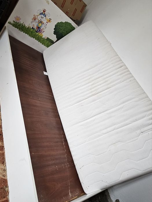 De vâzare tot ce se vede mai multe detali la telefon