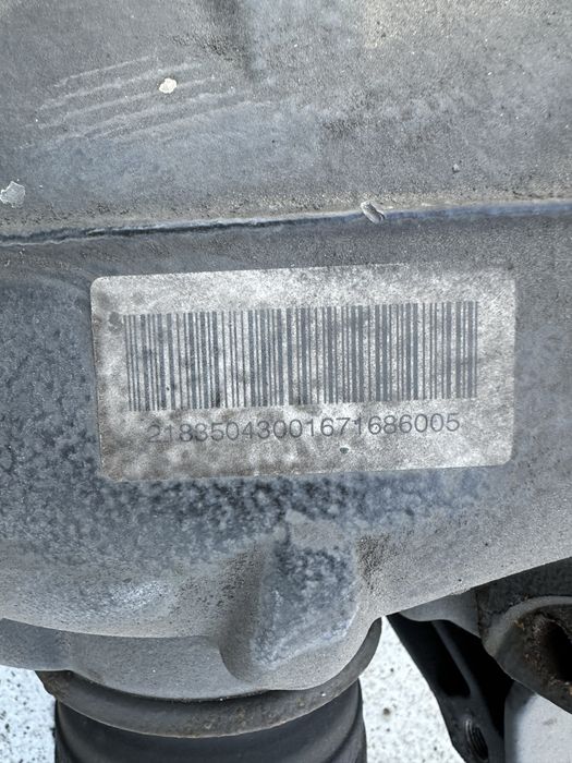 Диференциал полуоска главина носач апарат Mercedes w212 w204 w218 w207