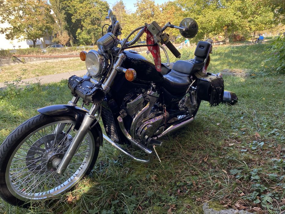 Suzuki Intruder (A2)
