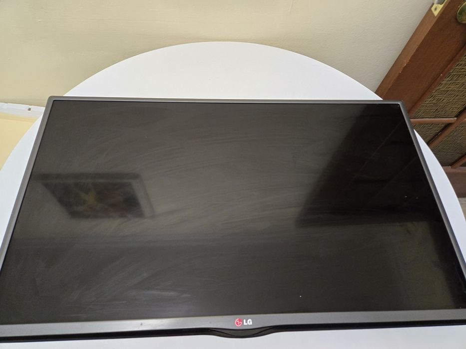 Телевизор LG, на запчасти.