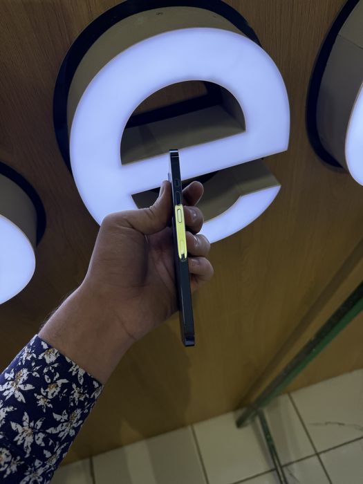 Iphone 12 Pro max telefon sotiladi ипхоне 12 про мах телефон