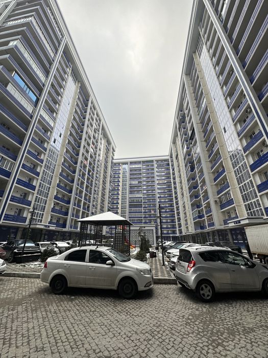 Продается кваритра каробка с кадастром