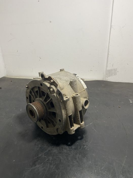 Alternator Mercedes C-Class W203 C200 C220 C270 2.2 CDI 2.7 CDI