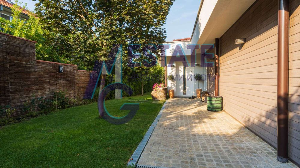 Продава се Къща в Каблешково - 300 кв.м за 1167 €/кв.м - Снимка #12