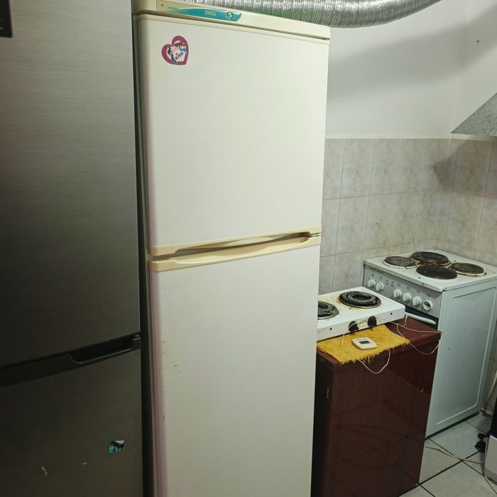 Продам холодильник стинол