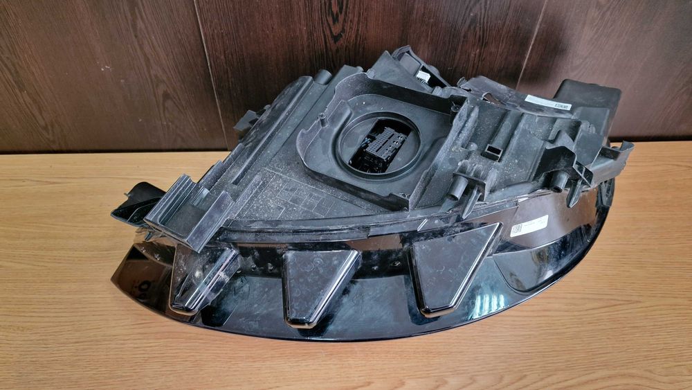 VW ID.3 ID 3 ID3 ИД3 десен фар лед ксенон LED IQ Light