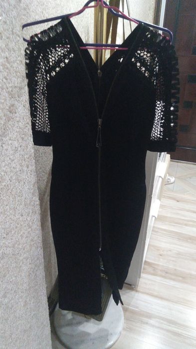 Продам платье новое