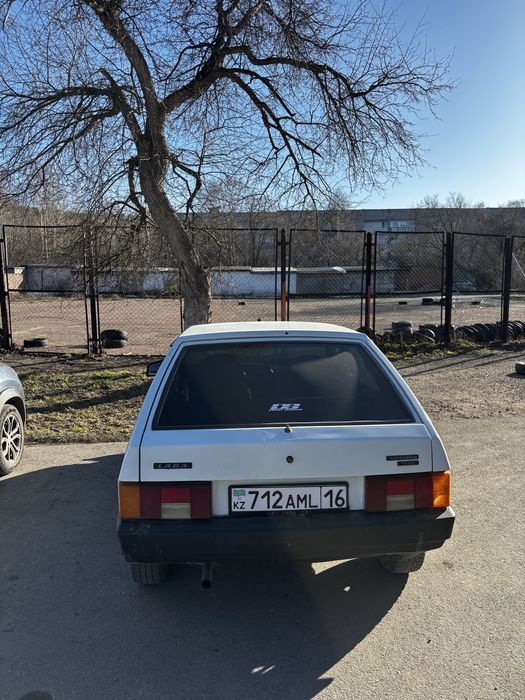 Продам ваз 2109 срочно