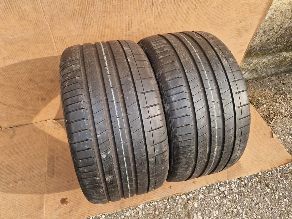 2 Pirelli R21 315/30 Летни гуми  DOT4223