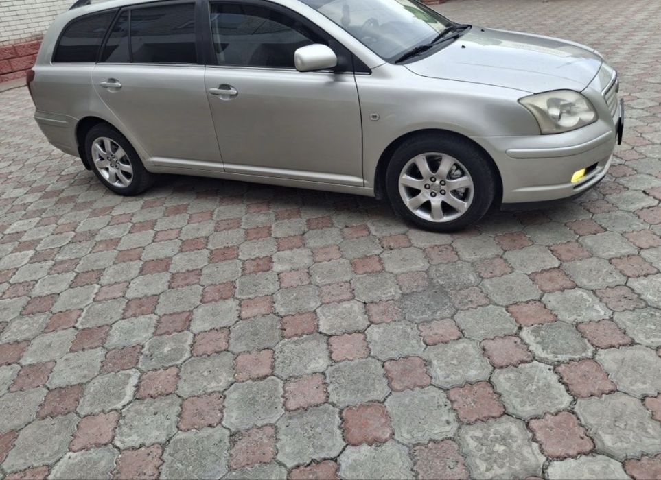 Тойота Авенсис  05г. универсал