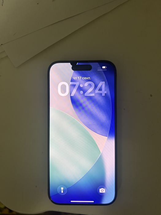 iPhone 15 pro 256 gb